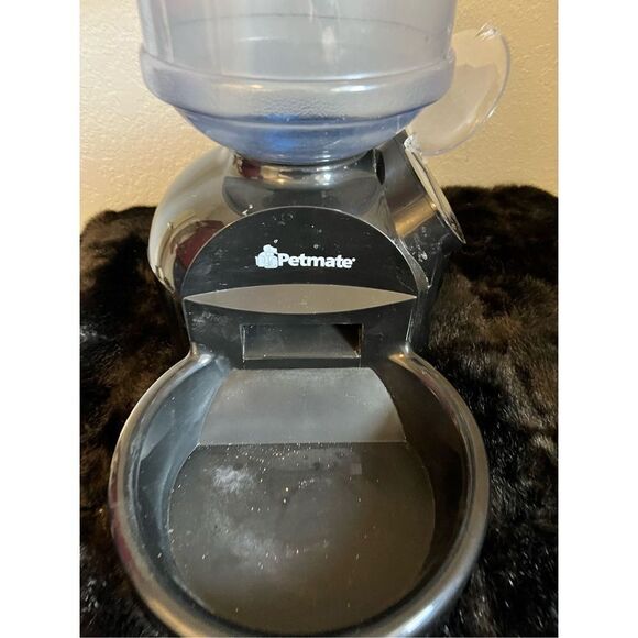 Petmate Le Bistro Electronic Portion Control Battery Automatic Pet Feeder Lg Cap - Picture 2 of 8